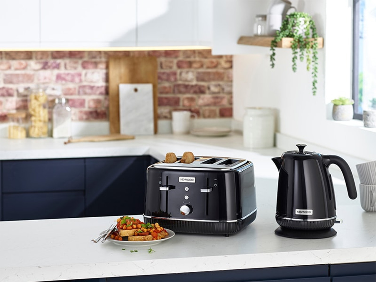 Shop Kenwood Elegancy Collection 1.7L Kettle ZZJP11AOBK